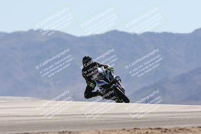 media/Oct-13-2025-Moto Forza (Mon) [[a66d839500]]/3-B Group/Session 4 (Turn 9)/